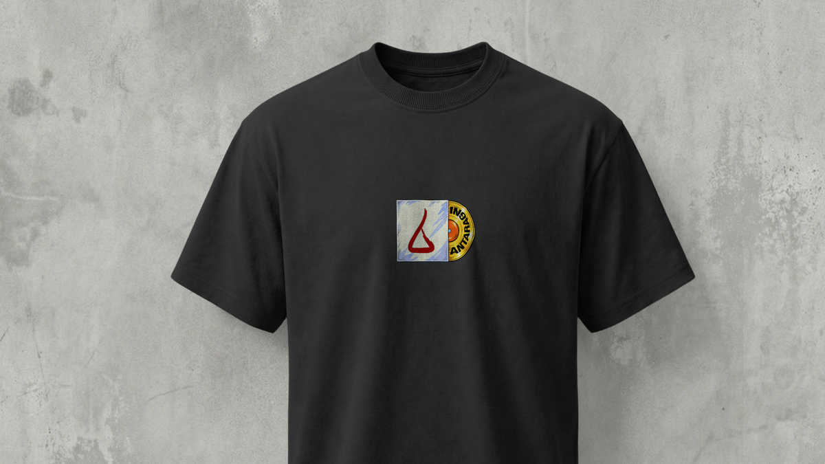 IIT KANPUR "The Classic" Premium 200 GSM - Black Regular T-Shirt