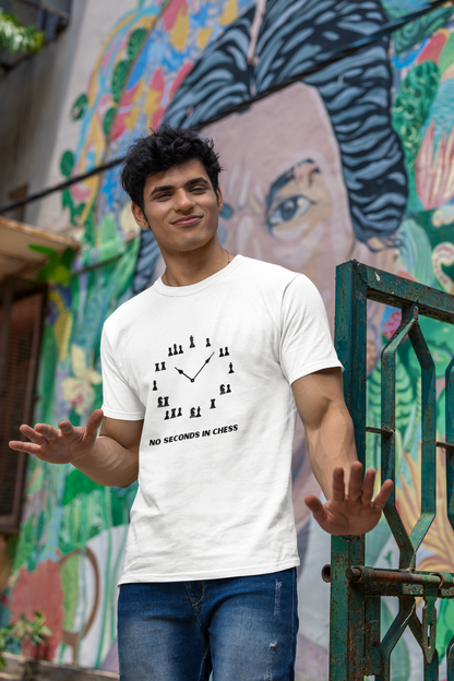 NO SECONDS IN CHESS - Regular Fit - WHITE