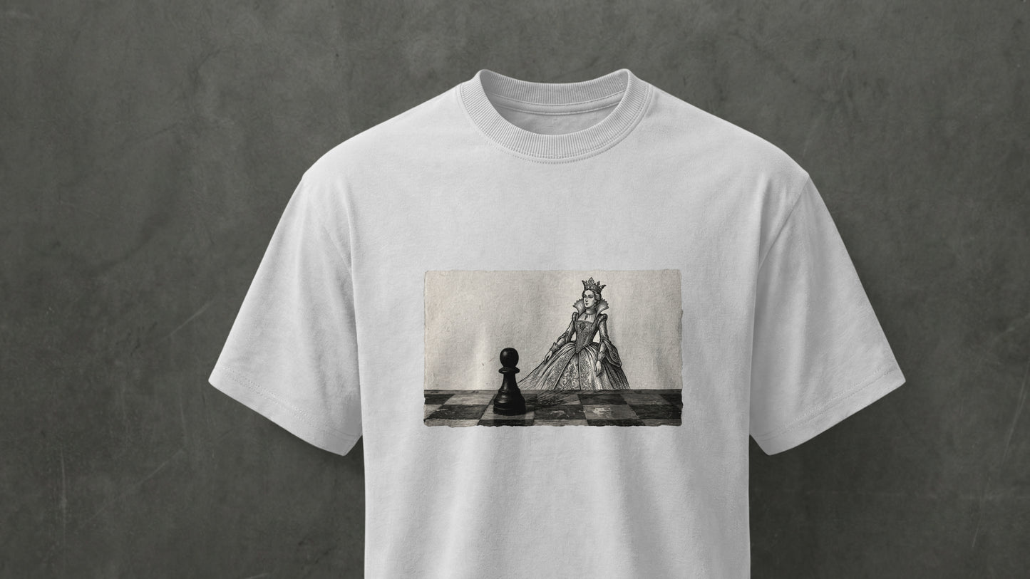 "The Pawn's Ambition" Vintage - Regular Fit - WHITE