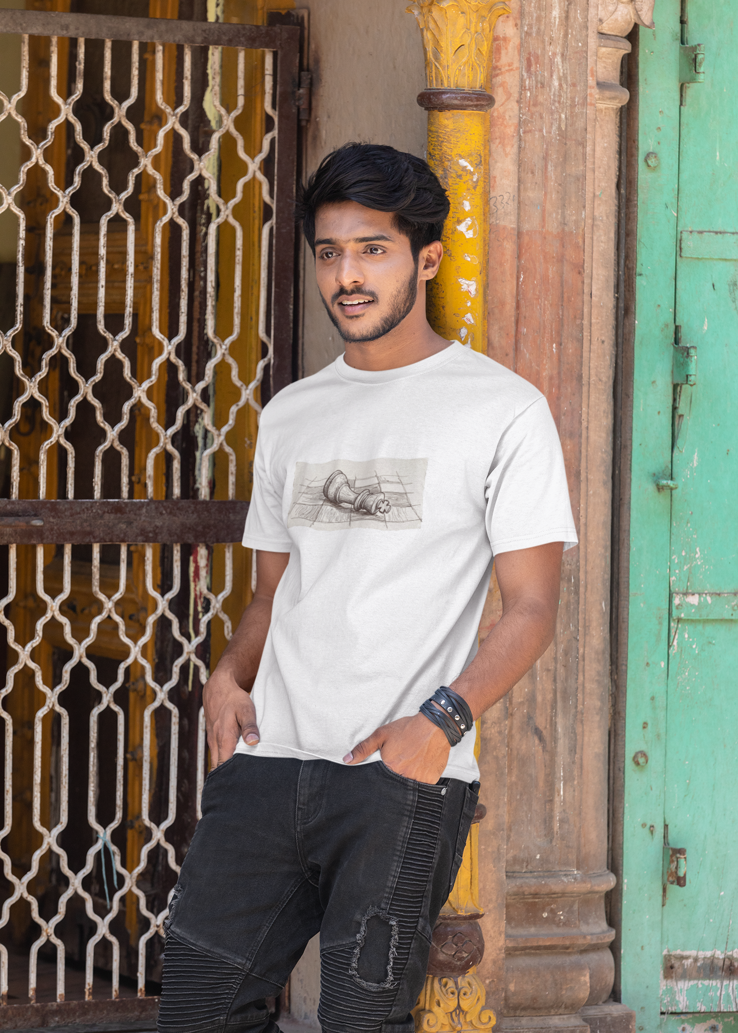 "The Fallen King" Vintage - Regular Fit - WHITE